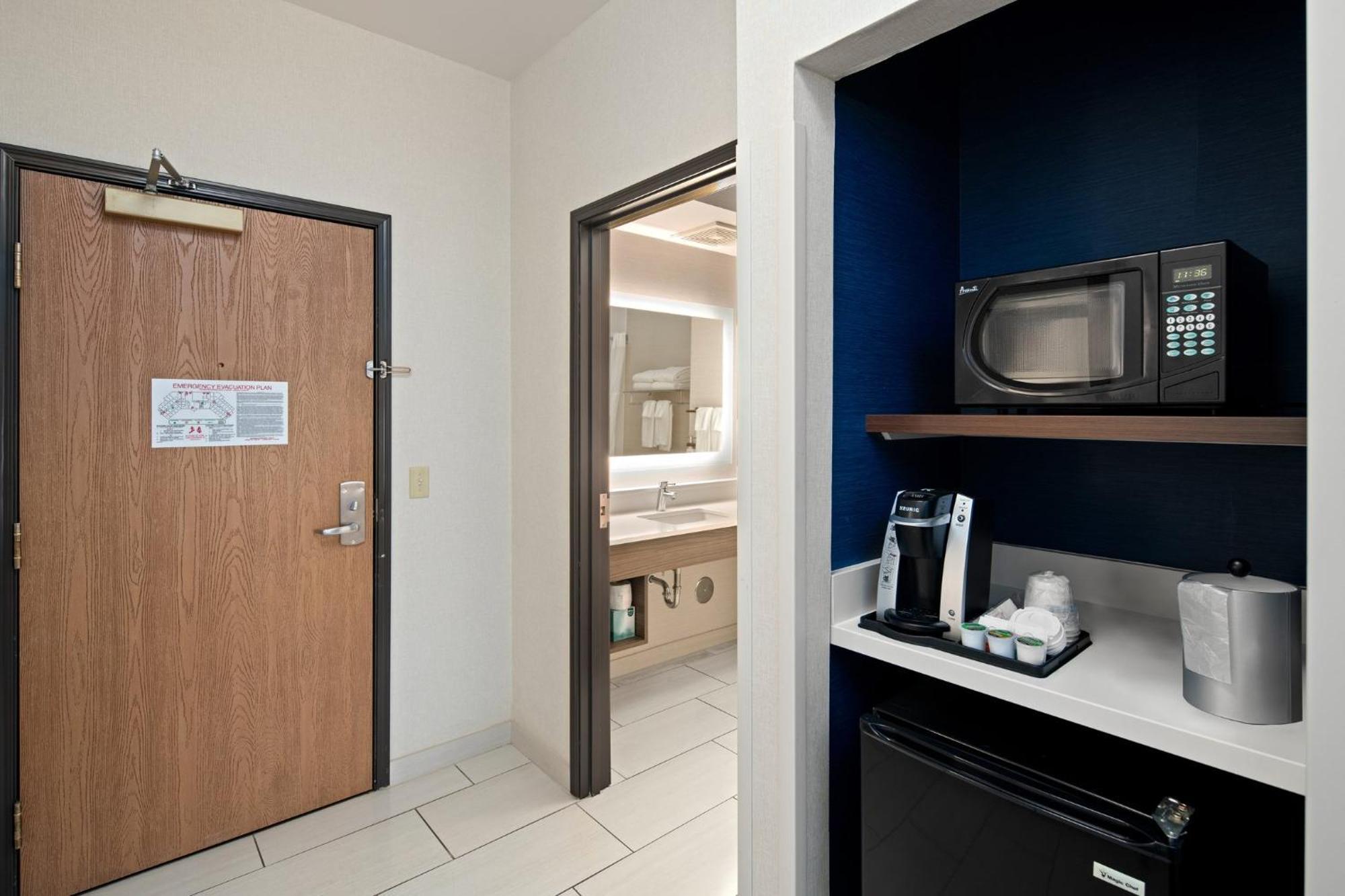 Holiday Inn Express Hotel & Suites Coeur D'Alene I-90 Exit 11 By Ihg Exterior photo
