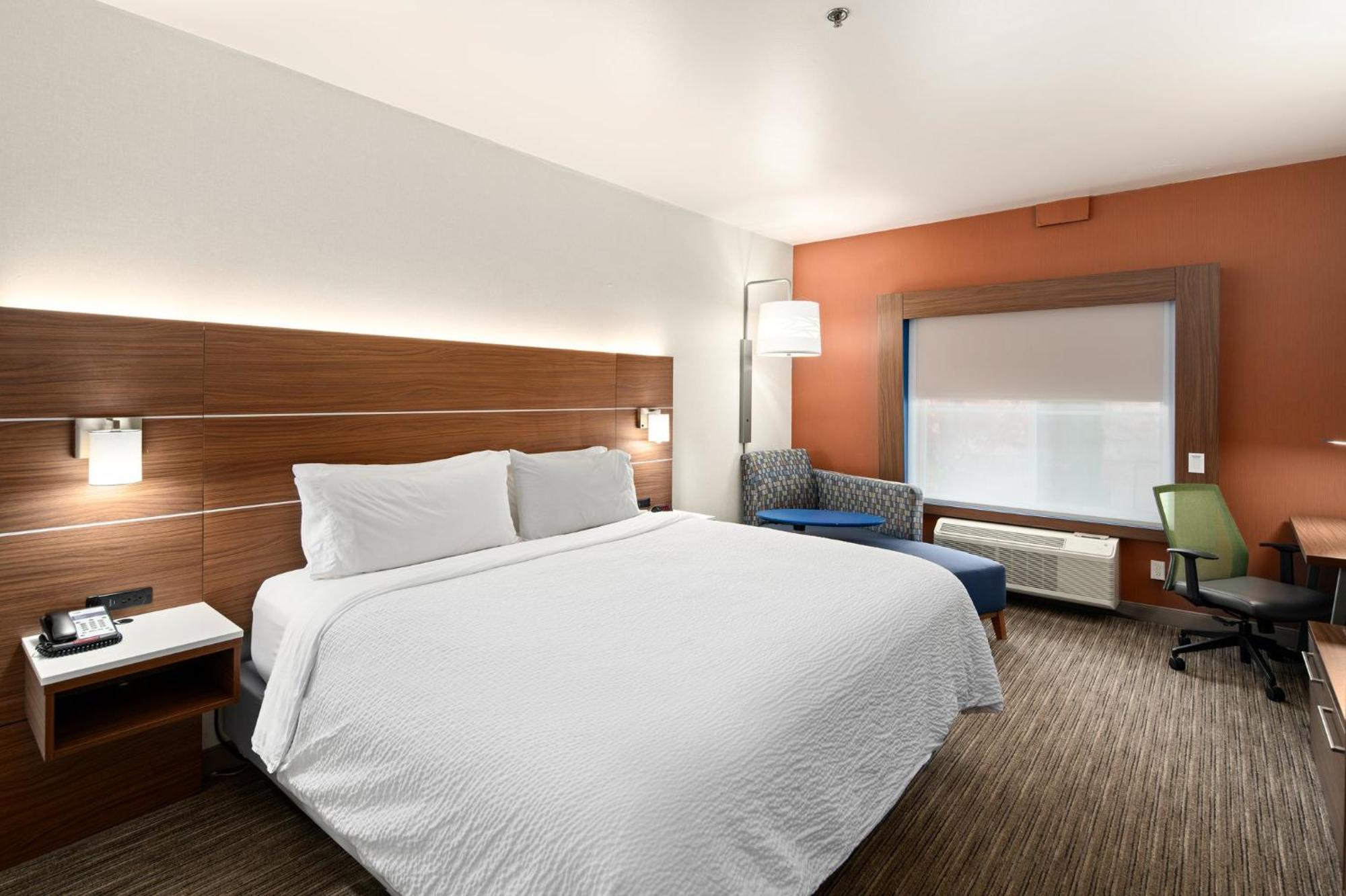 Holiday Inn Express Hotel & Suites Coeur D'Alene I-90 Exit 11 By Ihg Exterior photo
