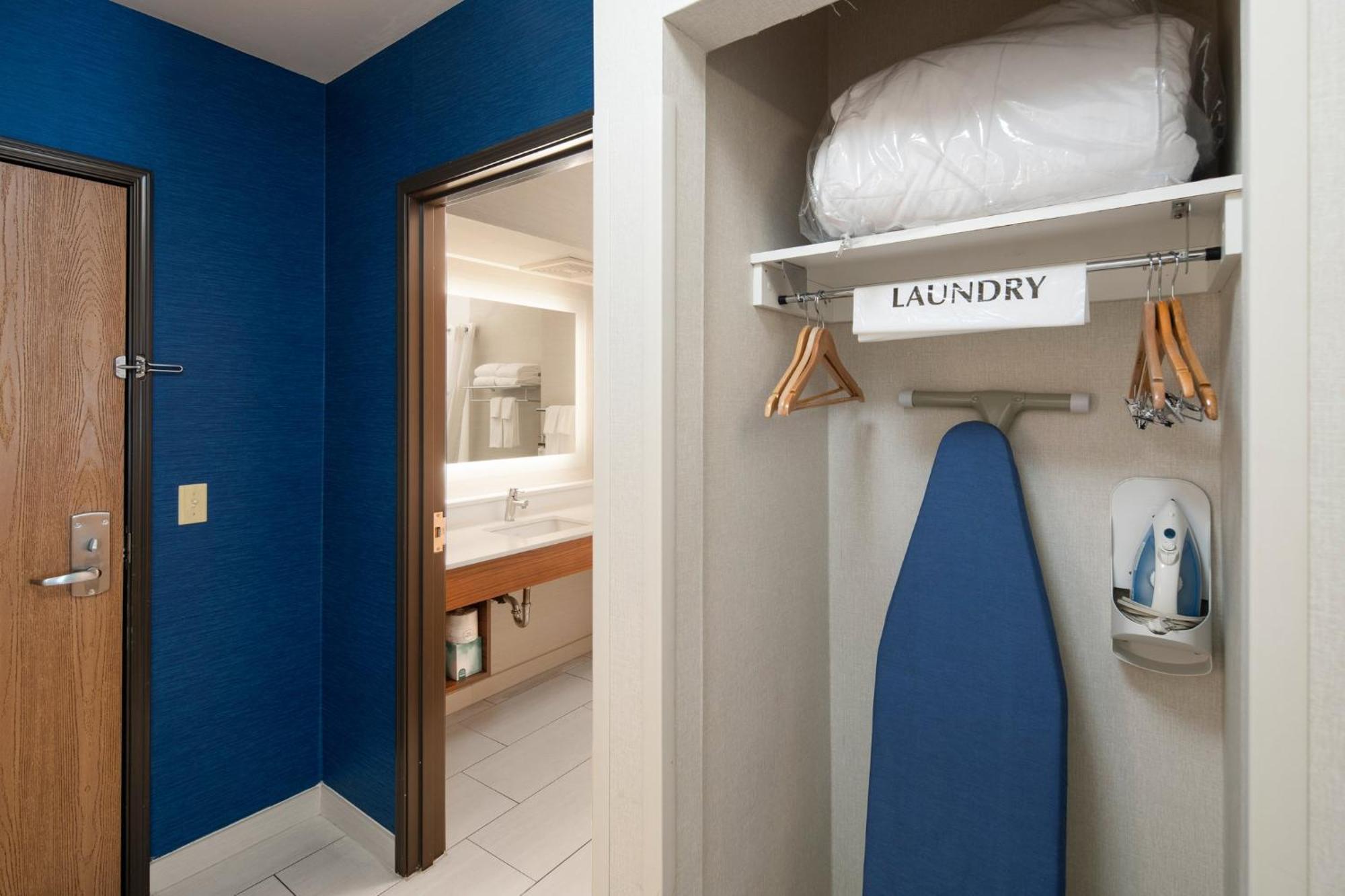 Holiday Inn Express Hotel & Suites Coeur D'Alene I-90 Exit 11 By Ihg Exterior photo
