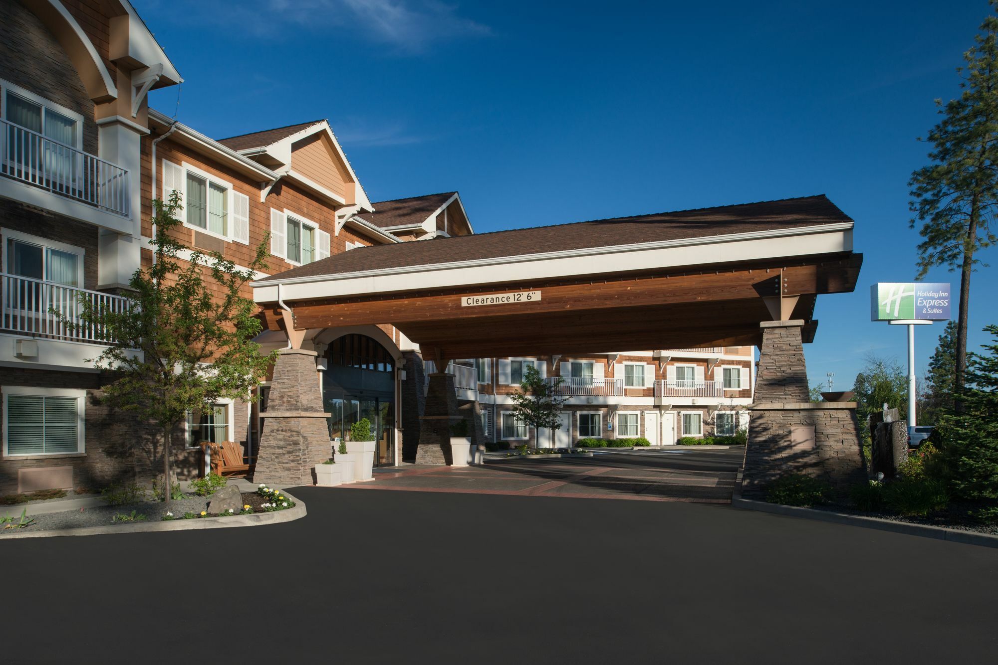 Holiday Inn Express Hotel & Suites Coeur D'Alene I-90 Exit 11 By Ihg Exterior photo